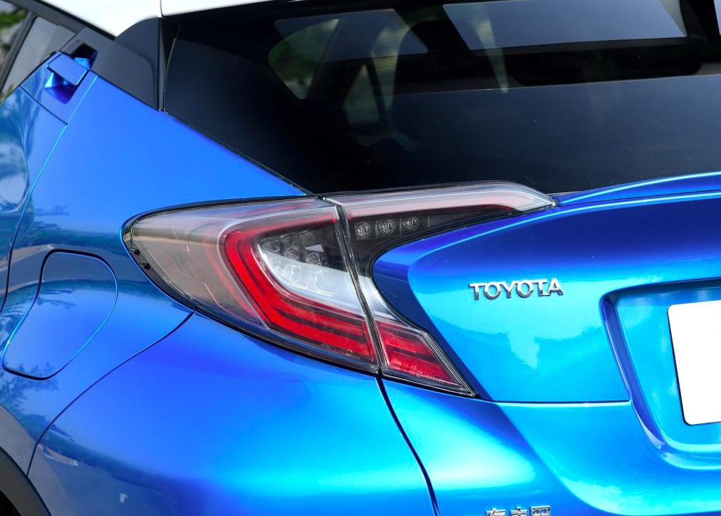 奕泽izoa这款车表现如何,一汽丰田奕泽izoa真的值得购买吗