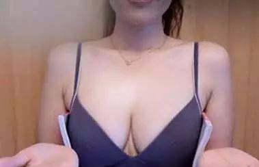 丰胸怎样变小胸,丰胸公认最有效的方法