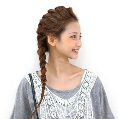 蜈蚣辫扎法教程,蜈蚣辫怎么扎比较不容易散