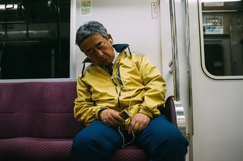 你们城市的地铁还差一点骚味