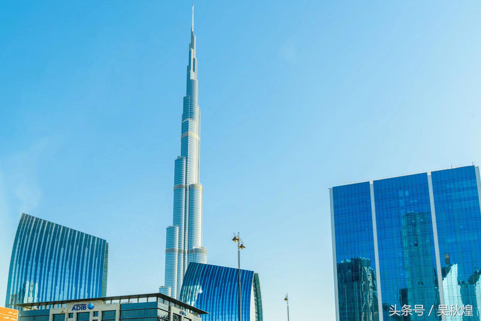 828米迪拜哈利法塔,迪拜哈利法塔828米夜景