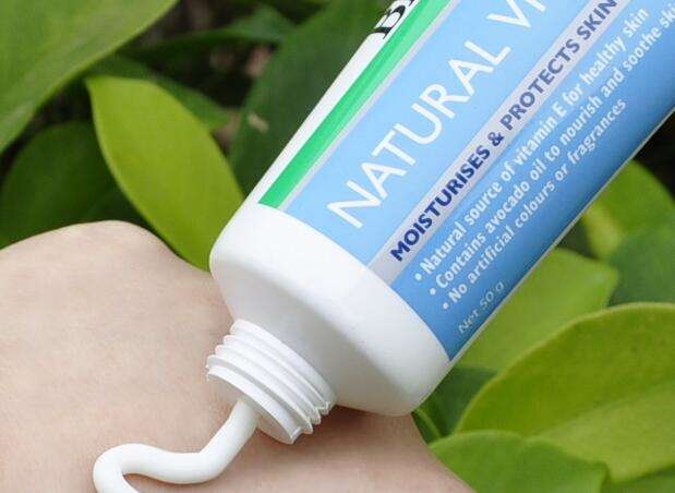 澳洲护肤品与日本护肤品,黑眼圈护肤品推荐