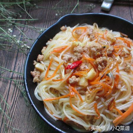 天热不想吃饭请问煮点啥吃,天热没菜怎么吃面条好吃