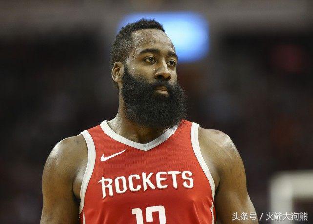 火箭开局领先22分,火箭队三后卫进攻战术