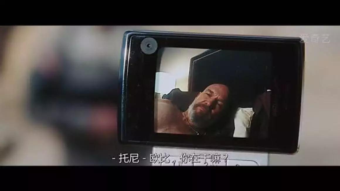 漫威超级英雄玩毒液,漫威中的国产手机有哪些