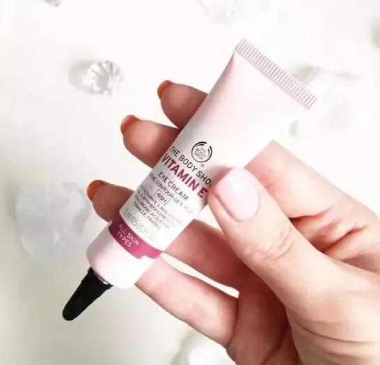 15款畅销平价眼霜精致猪猪女孩快收下这份眼部保养清单