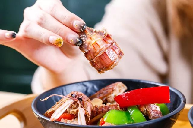 广式style！火遍南方的糖水店来北方了！第一家居然开在了天津！