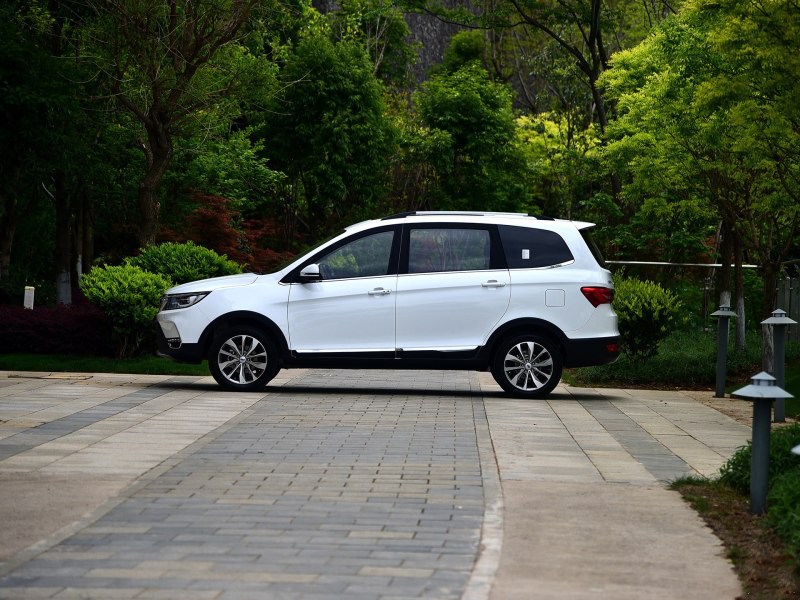 开瑞k50与开瑞k60的区别,开瑞k60和开瑞k70对比