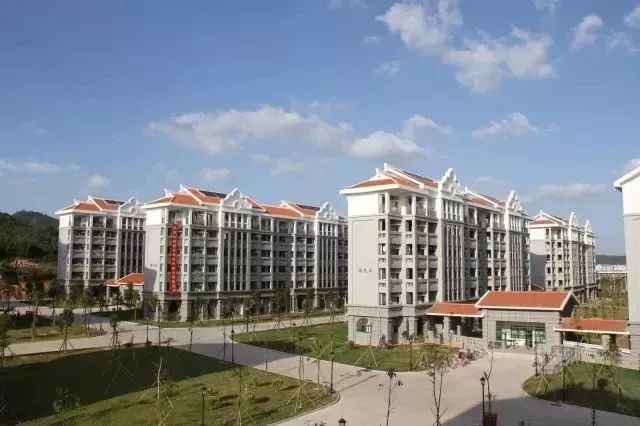 晒一晒你的大学宿舍,大学最好的双人宿舍