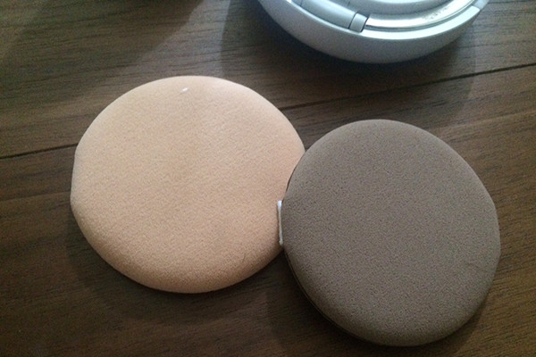 每天挤脸上的螨虫好吗,粉扑会滋生细菌吗