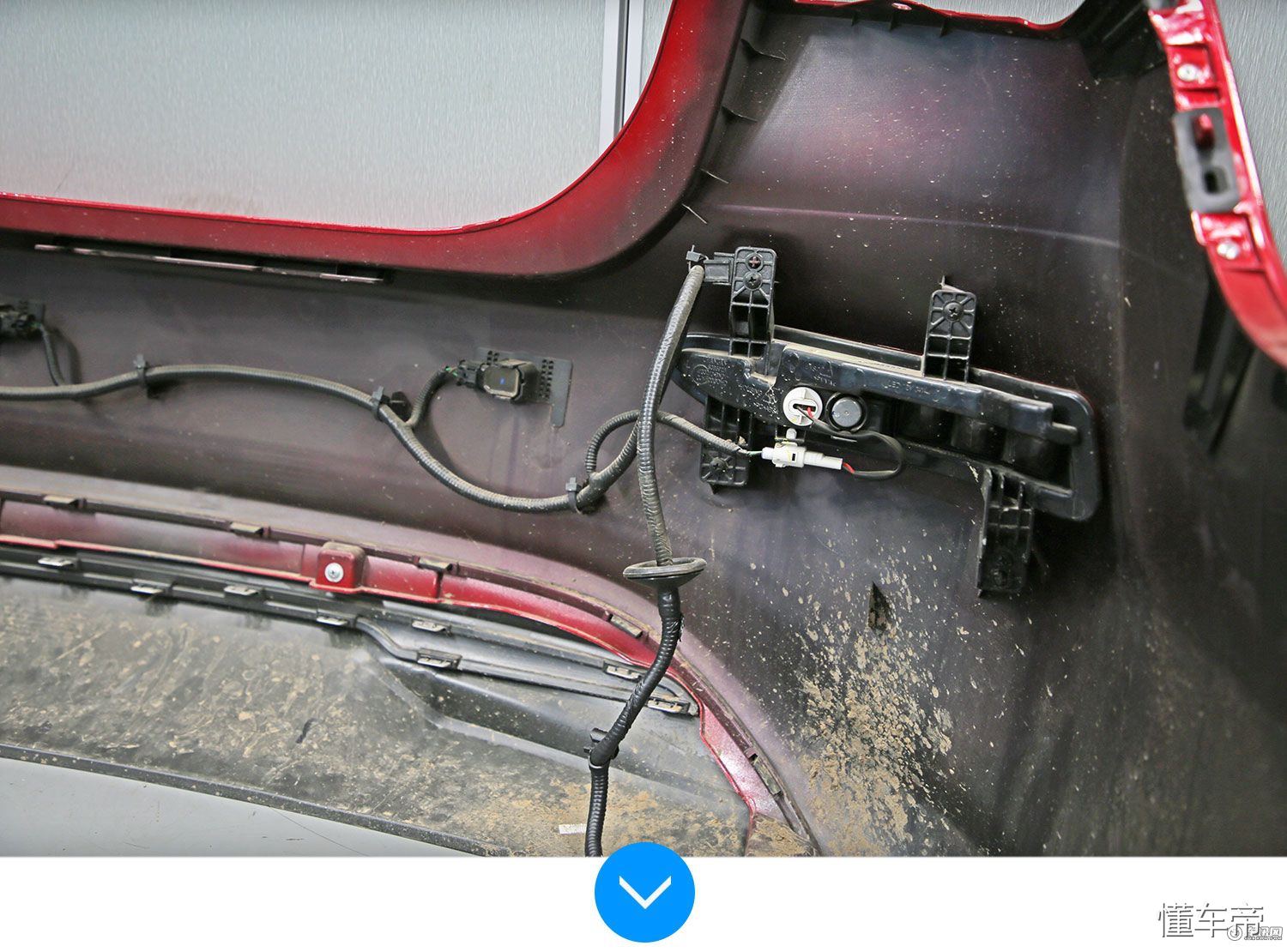 长安逸动plus1.4t蓝鲸版碰撞拆解,长安逸动plus2023前后防撞梁拆解