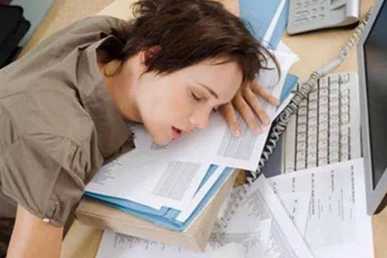 常按2个美容穴,女人按哪个穴位美容养颜