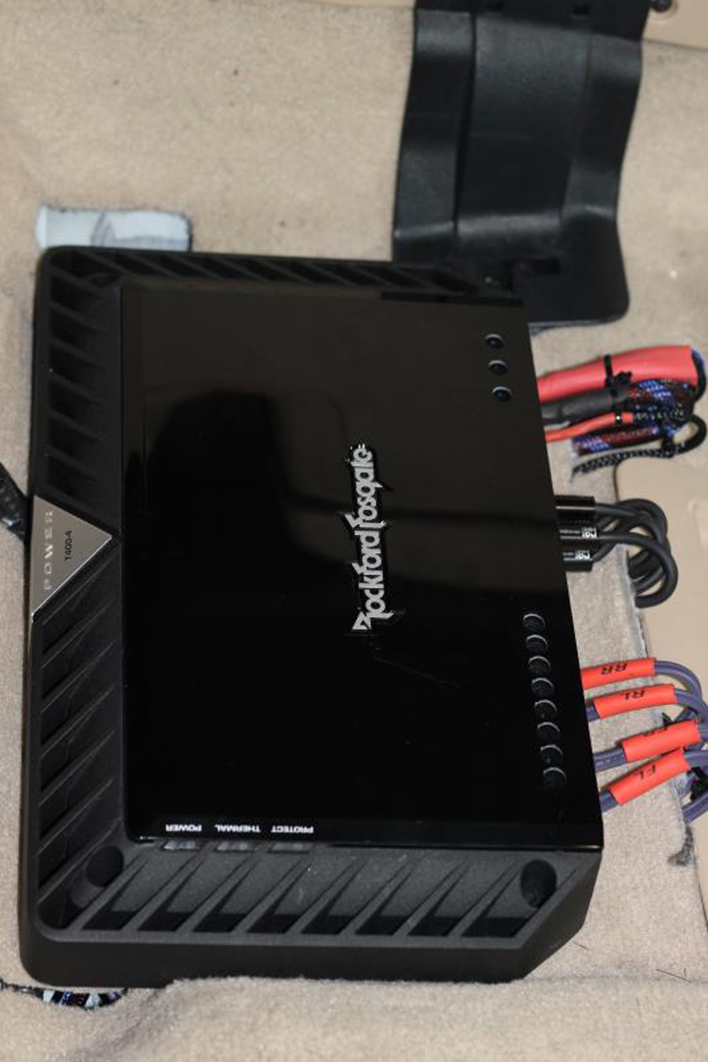 丰田陆巡音响改装30万,丰田陆地巡洋舰音响效果怎么样