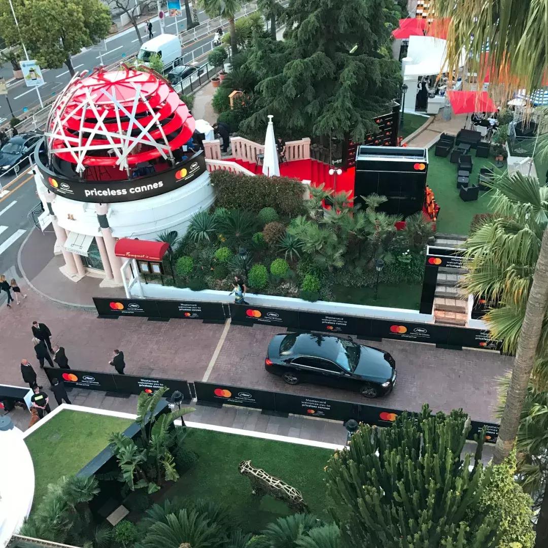 王丽坤和李晨的吻戏,戛纳红毯王丽坤