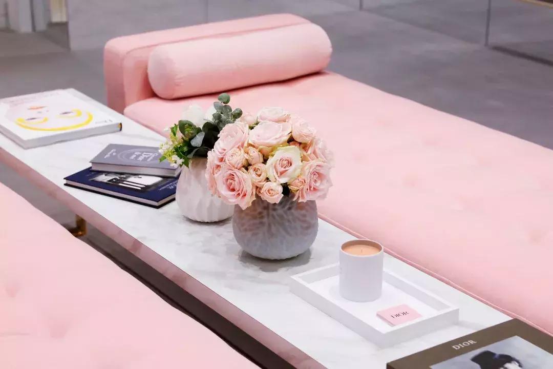 王丽坤戛纳红毯,王丽坤和李晨吻戏