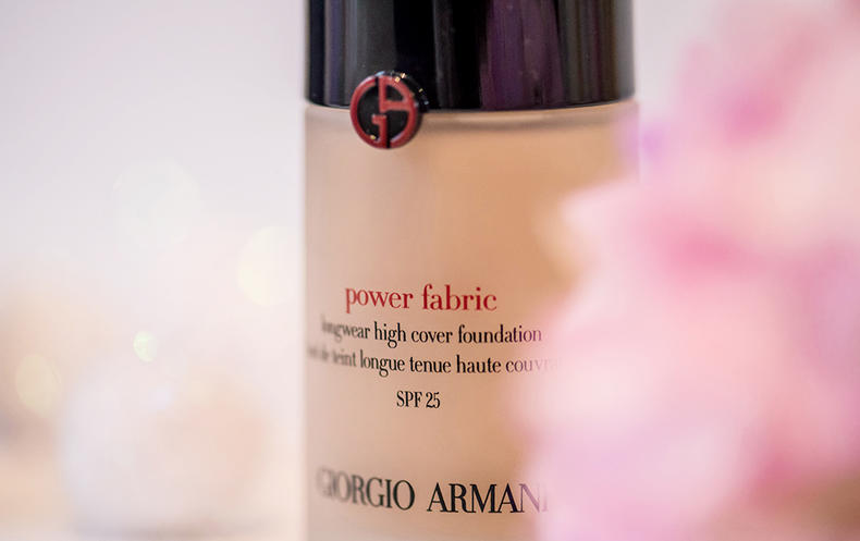 阿玛尼长效遮瑕粉底液测评 (粉底液 遮瑕 阿玛尼)