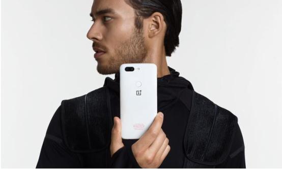 复联三首次上映,复联3首款预告片