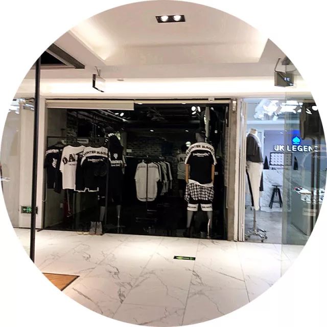 在小红书爆火的产品,在小红书卖衣服