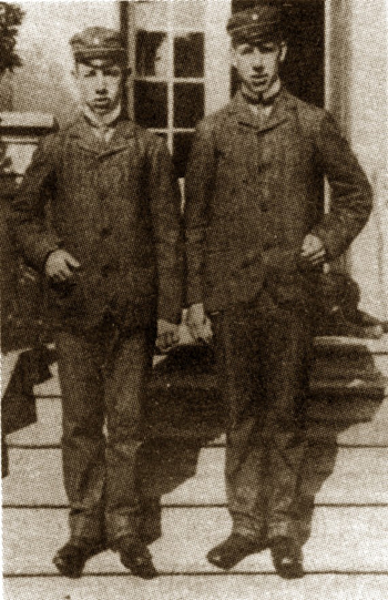 玻尔效力的足球队,玻尔门将