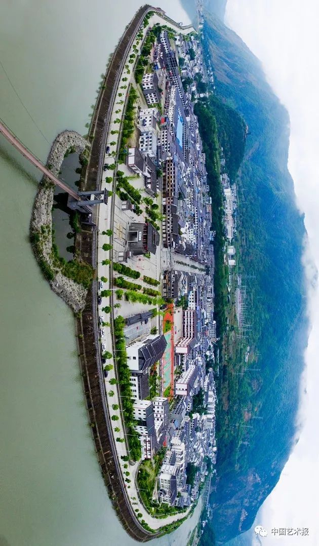 汶川大地震志愿者影集,汶川十年影像