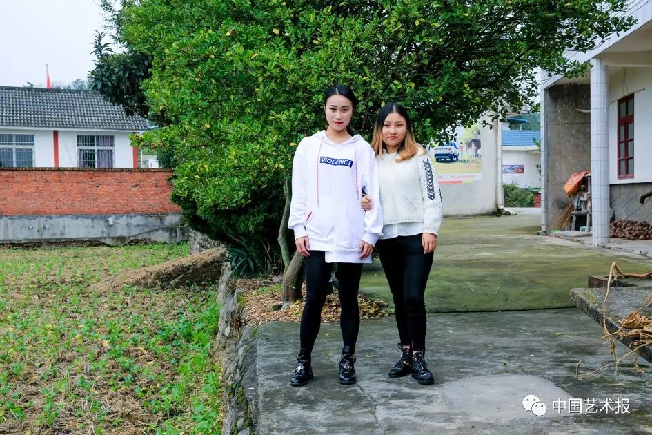 汶川大地震志愿者影集,汶川十年影像