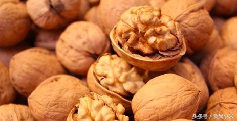 杭州男子钓10斤重鱼,浙江杭州男子钓到近70斤重大鱼