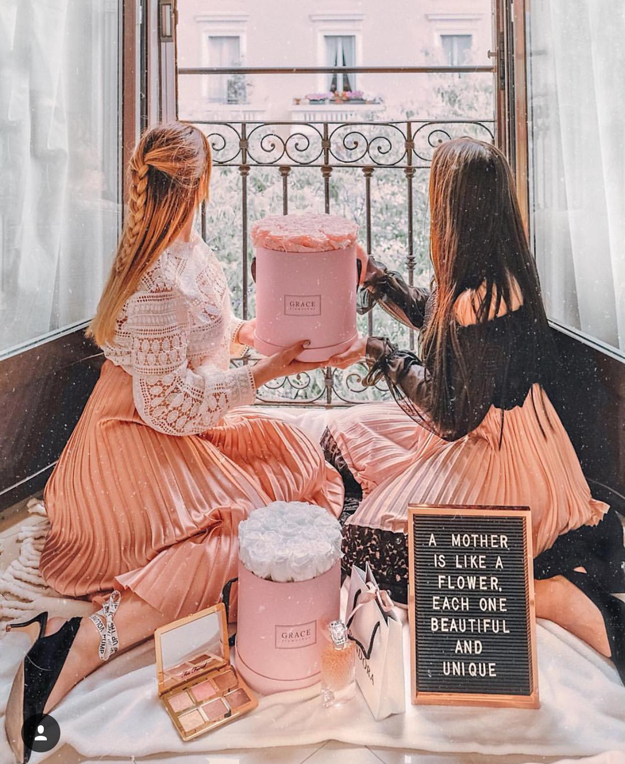 不送康乃馨，去纹小猪佩奇，社会人过母亲节的这波操作令人汗颜！