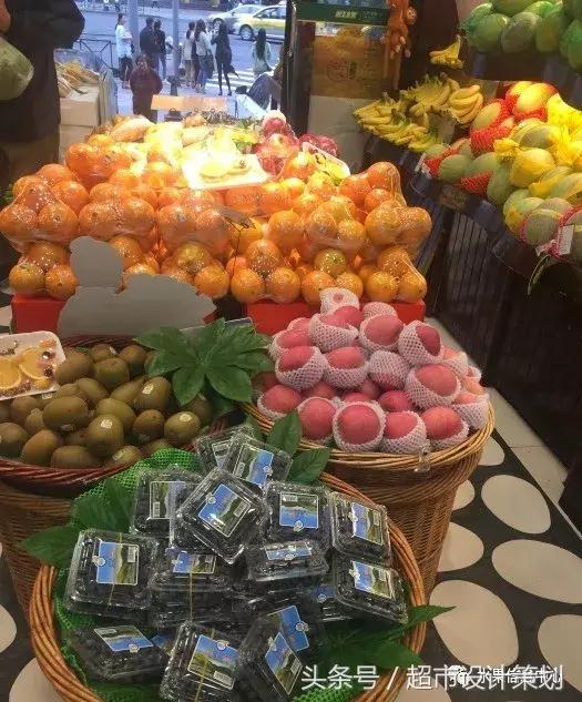 水果店水果陈列摆放销售技巧,20方长方形水果店铺陈列设计