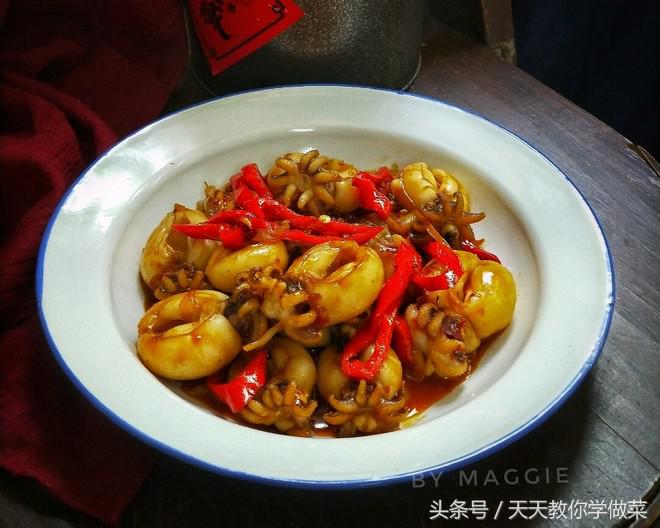 铁板酱爆墨鱼仔,酱爆墨鱼仔做法介绍