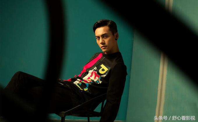 鲜肉难当，好容易躲过了黑粉，没躲过自己工作室！