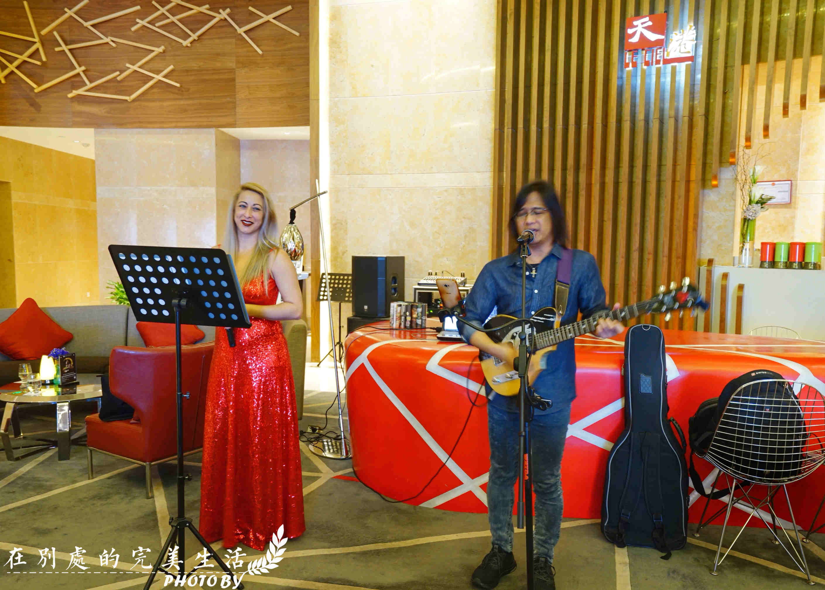 机场单人酒店可以睡两个人吗,机场酒店为何便宜