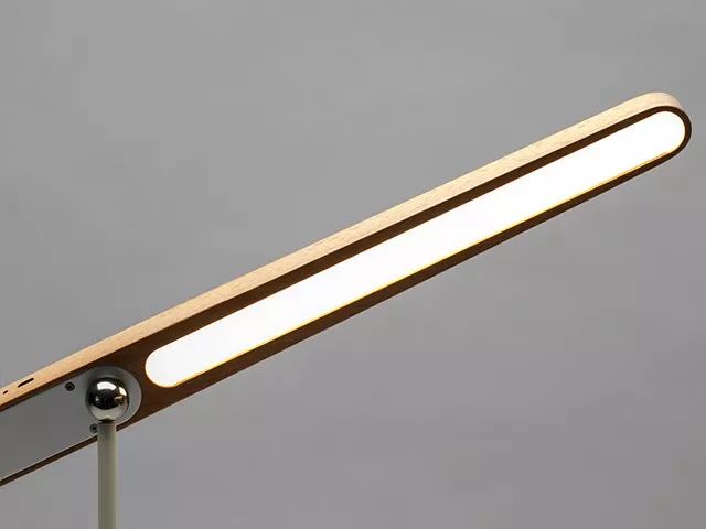 又高又大的护眼灯,好看护眼灯