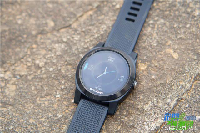 又是0元购！云联惠后1399的斐讯W2智能手表还敢入坑么？深度评测