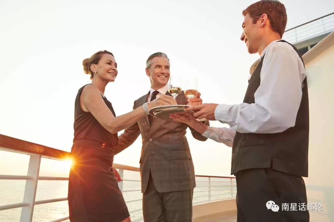 全球顶级豪华游轮图片大全,国际豪华邮轮首次下水视频