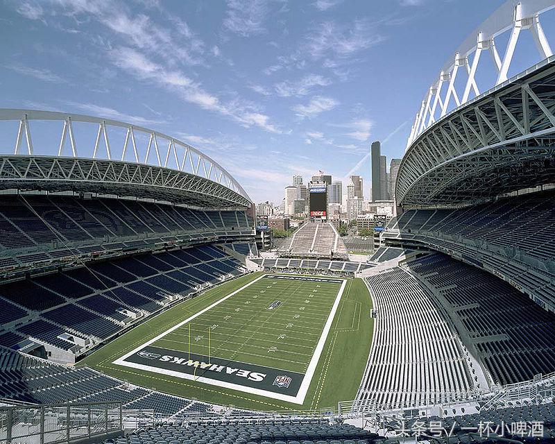 在美国橄榄球赚钱还是篮球赚钱,在橄榄球运动中能学到什么