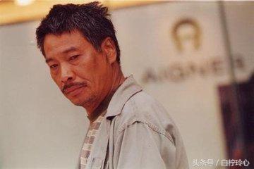 他从影二十年，是香港最贵配角!《九品芝麻官之白面包青天》