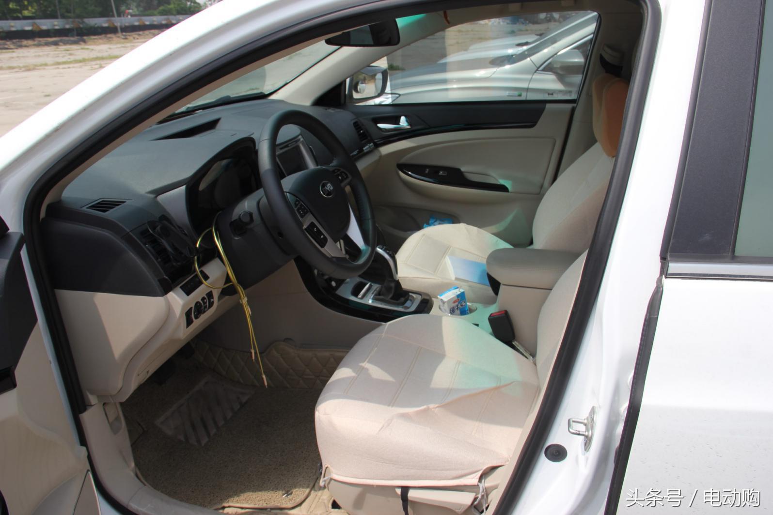 比亚迪速锐评论,比亚迪速锐e52012款