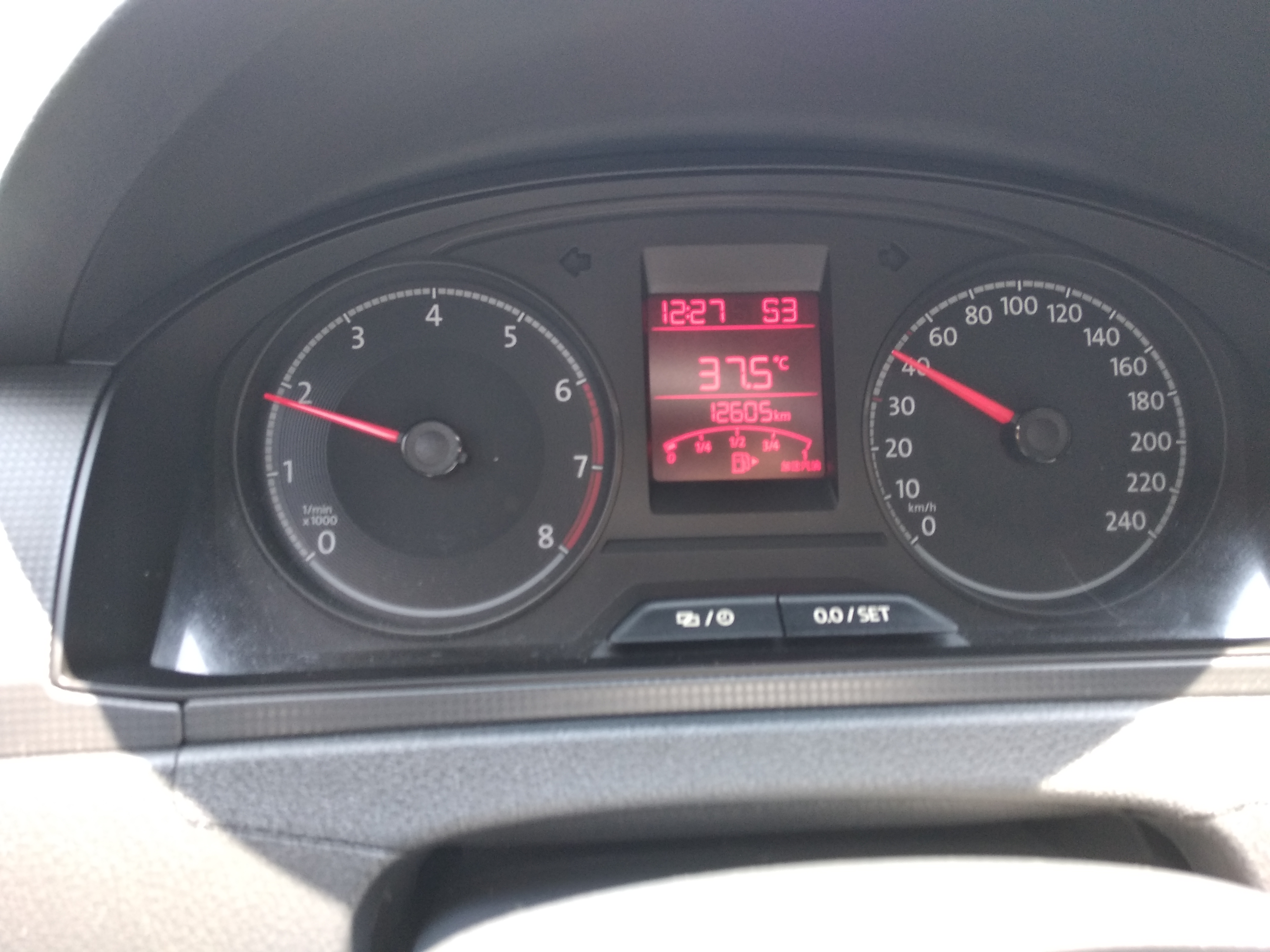 国服第一车黑,全新大众桑塔纳怀旧版实测