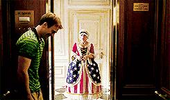 因性感胸肌，被黑粉称“甜心大胸”，美队凭什么成为复联老大？