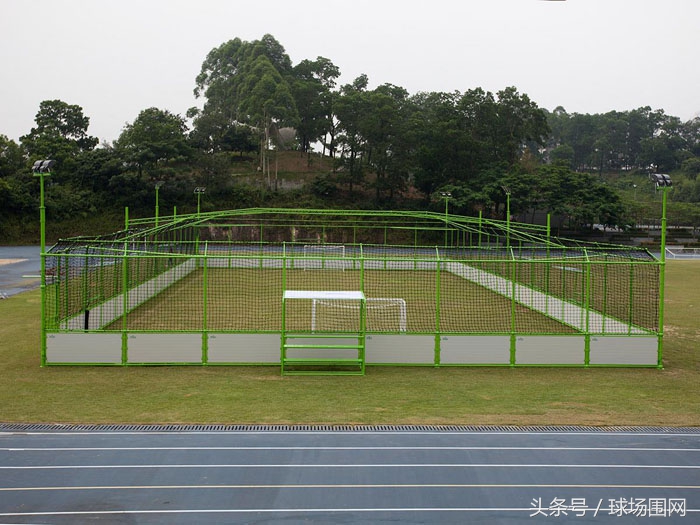 球场围网生产厂家篮球场,球场围网厂家供货球场施工