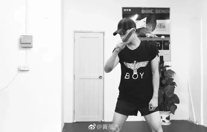 偶像练习生之向阳生长,越努力越幸福练习生