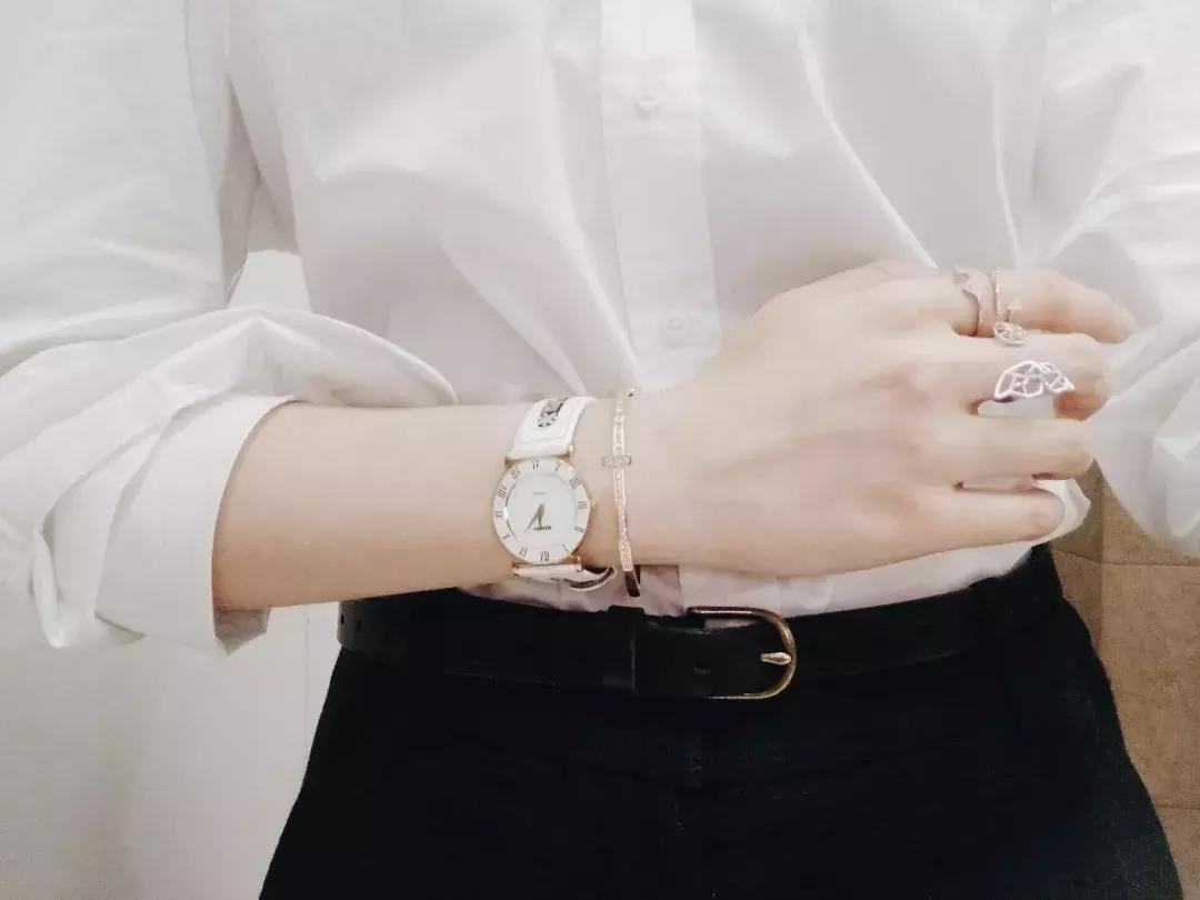 戒指推荐小众手控,粗短的手型适合的戒指