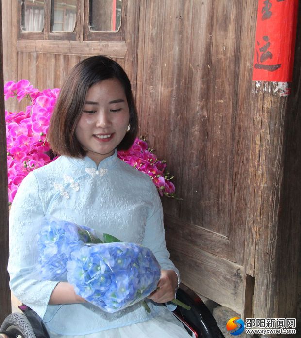 轮椅上的花季,轮椅少女的花季