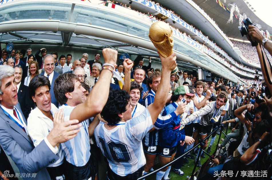 历届世界杯冠军都是主队赢吗,历届世界杯冠军出现过点球吗