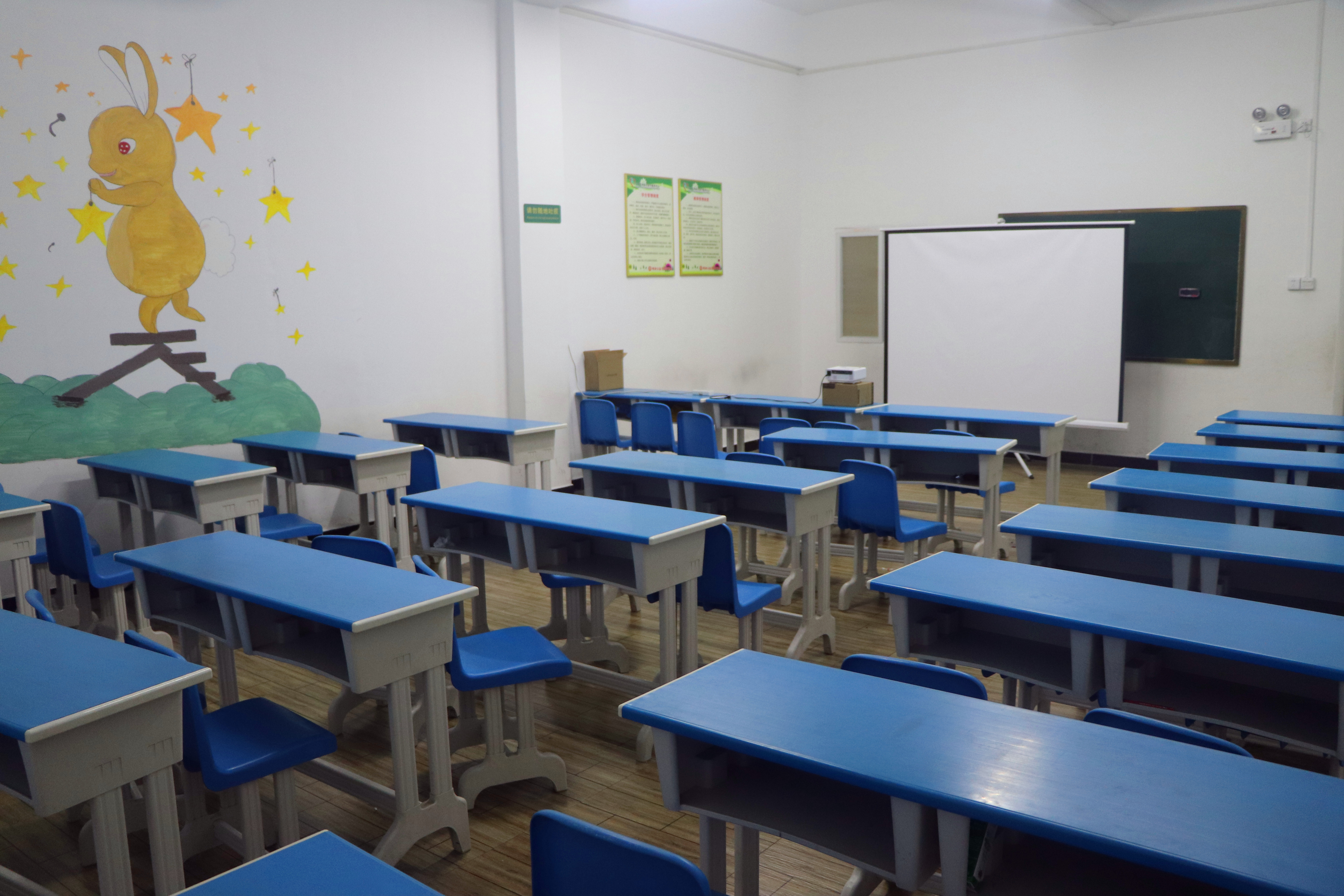 明港留守家园，有个美丽的园长想对您说