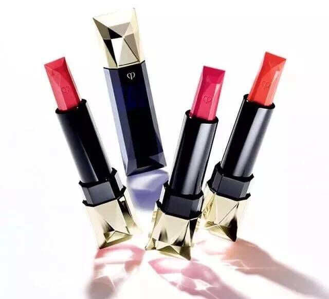 哪款口红显白又好又便宜,口红哪款好又实惠