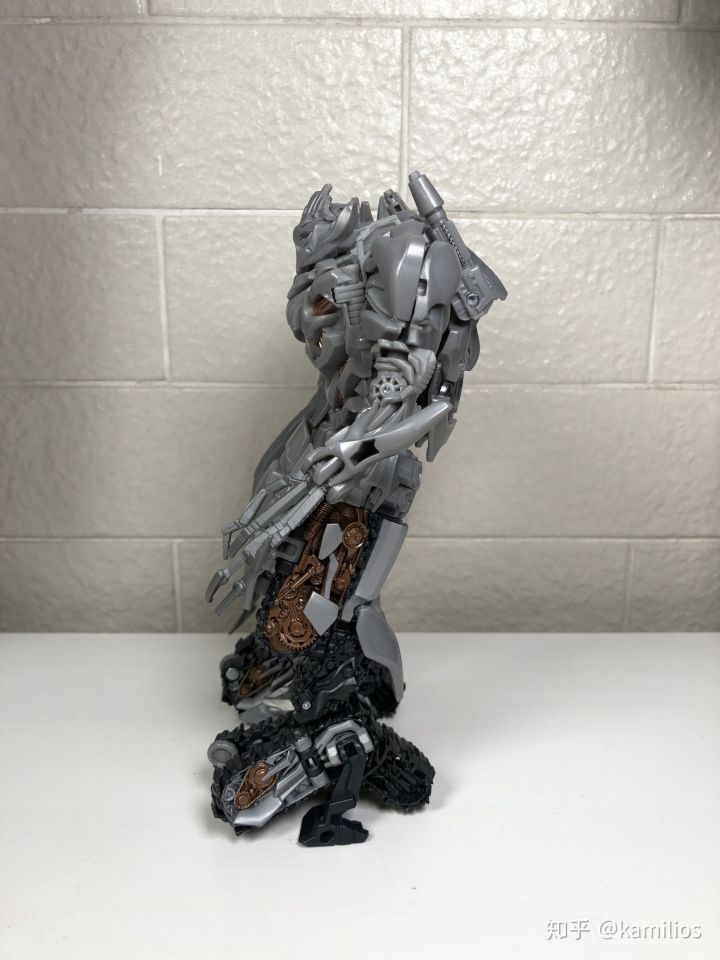 ss威震天飞机,ss油罐威震天测评