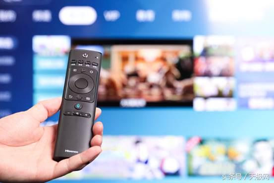 32寸ai智慧语音全面屏顶配电视,海信电视e72a