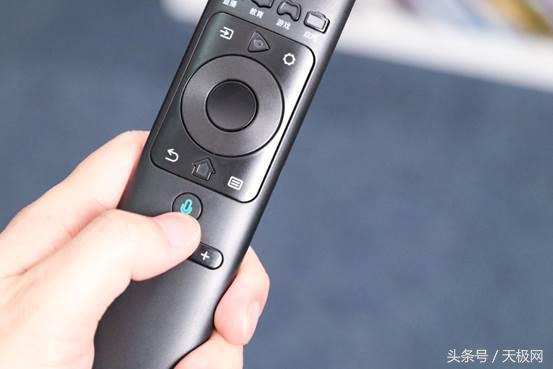 32寸ai智慧语音全面屏顶配电视,海信电视e72a