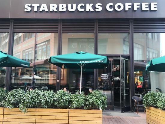星巴克回应“联合美团上线外卖”：有兴趣，但从没说跟谁一起合作